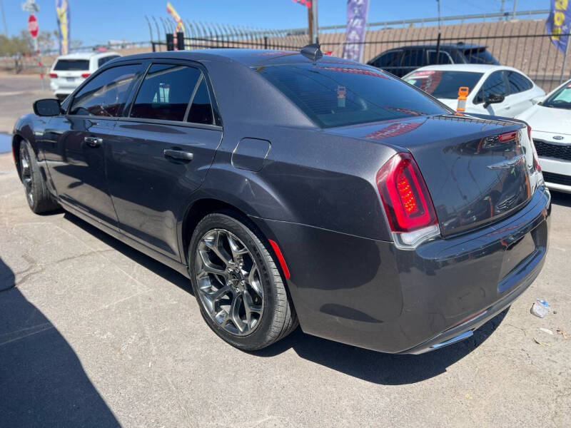 2015 Chrysler 300 S – 3.6L V6, 8-Speed Auto, RWD - Image 9