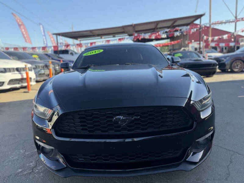 2015 Ford Mustang EcoBoost Premium