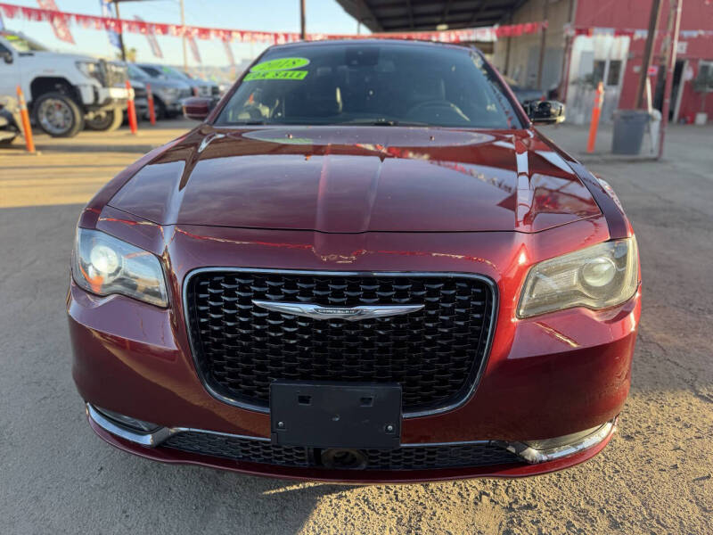 2018 Chrysler 300 S