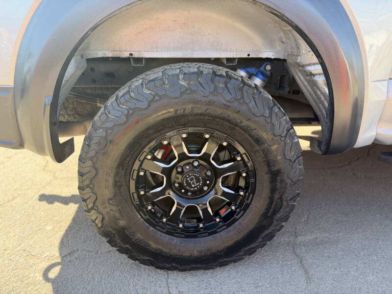 2018 Ford F-150 Raptor - Image 2