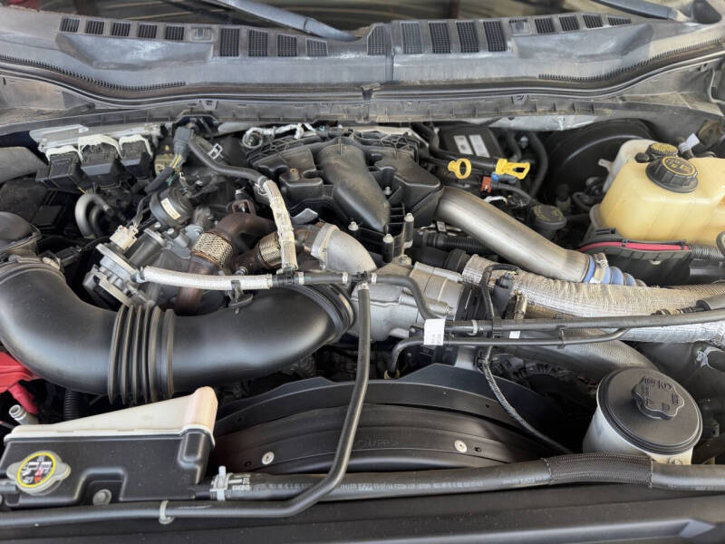 2018 Ford F-350 Super Duty King Ranch - Image 3