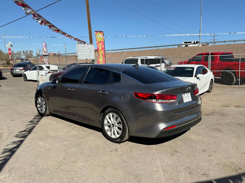 2018 Kia Optima LX - Image 9