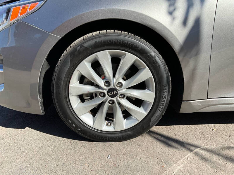 2018 Kia Optima LX - Image 2
