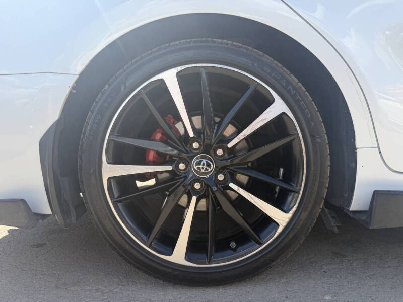 2018 Toyota Camry XSE - Image 2