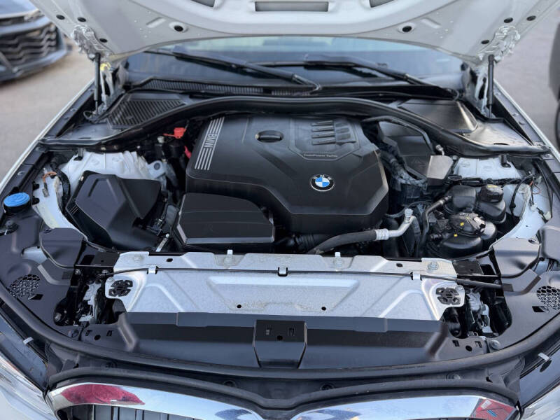 2019 BMW 3 Series 330i - Image 6