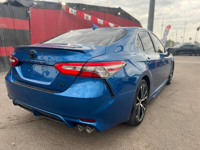 2019 Toyota Camry SE – 2.5L I4, 8-Speed Auto, FWD - Image 9