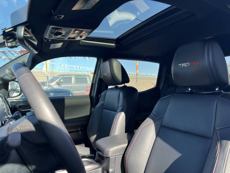 2021 Toyota Tacoma TRD Off-Road - Image 3