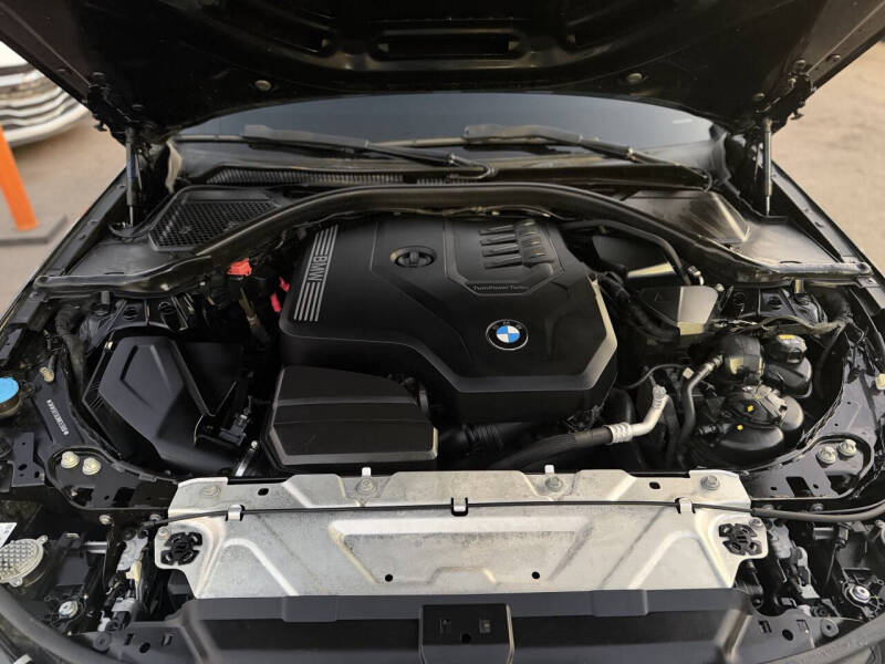 2022 BMW 3 Series 330i xDrive - Image 4