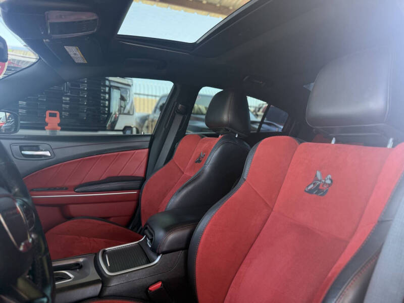 2022 Dodge Charger Scat Pack - Image 4