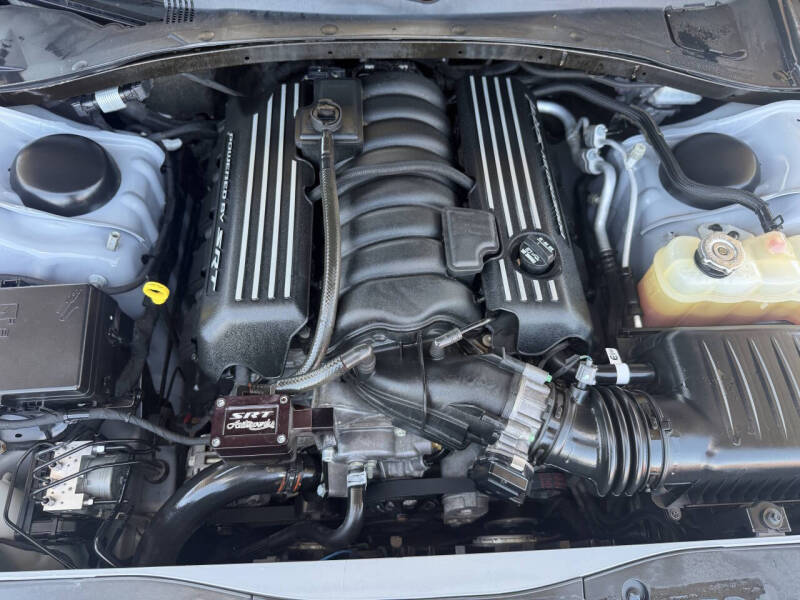 2022 Dodge Charger Scat Pack - Image 2