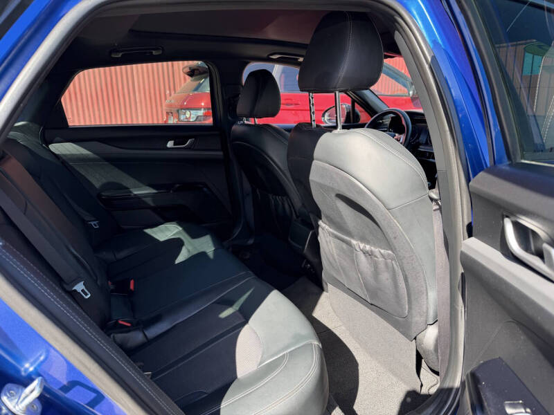 2022 Kia K5 GT-Line - Image 6