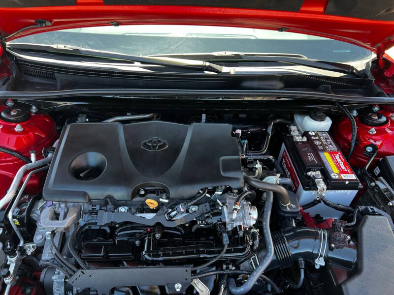 2022 Toyota Camry SE - Image 3