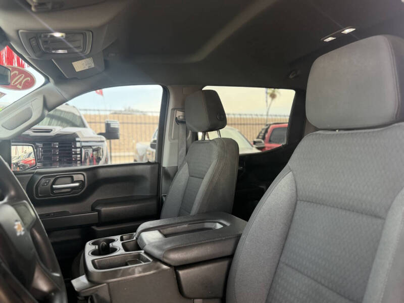 2023 Chevrolet Silverado 1500 Custom - Image 5