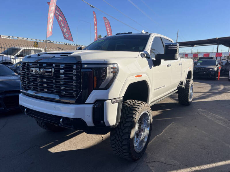 2024 GMC Sierra 2500HD Denali Ultimate - Image 8