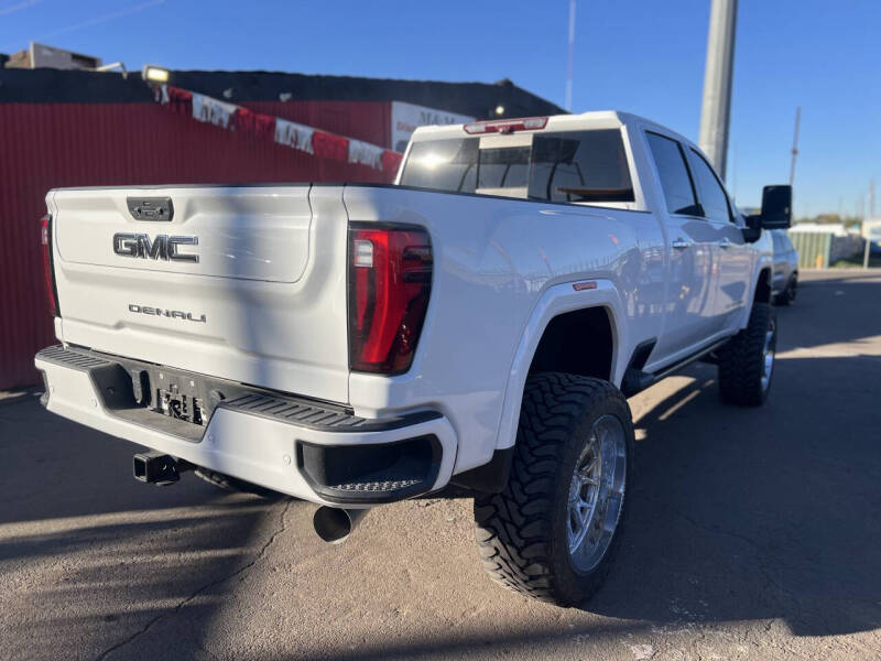 2024 GMC Sierra 2500HD Denali Ultimate - Image 6
