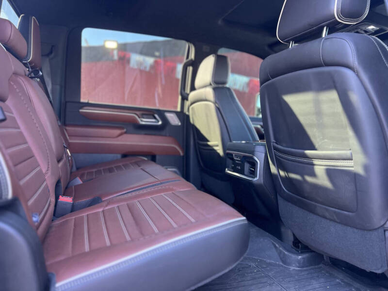 2024 GMC Sierra 2500HD Denali Ultimate - Image 5