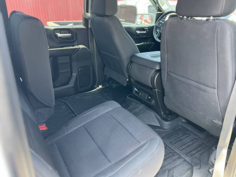 2024 GMC Sierra 2500HD Pro - Image 5