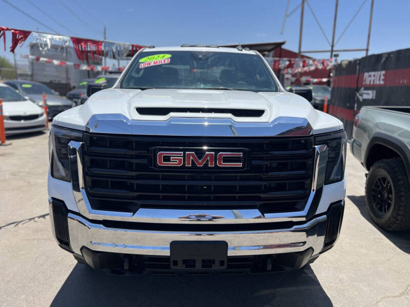 2024 GMC Sierra 2500HD Pro