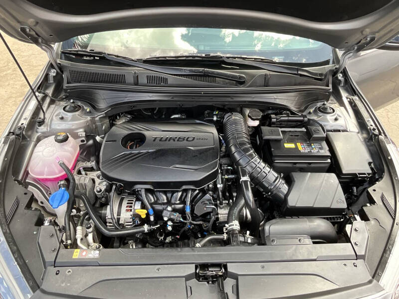 2024 Kia Forte GT - Image 3