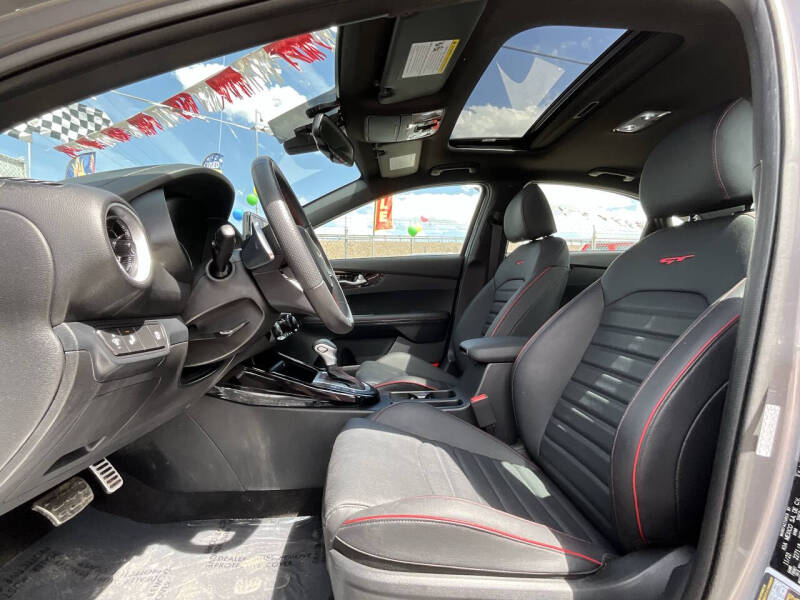 2024 Kia Forte GT - Image 7