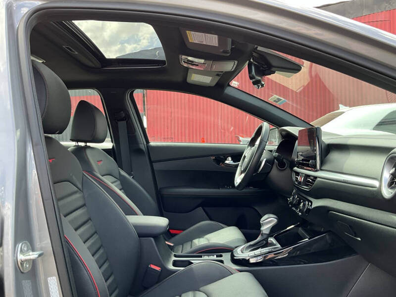 2024 Kia Forte GT - Image 6