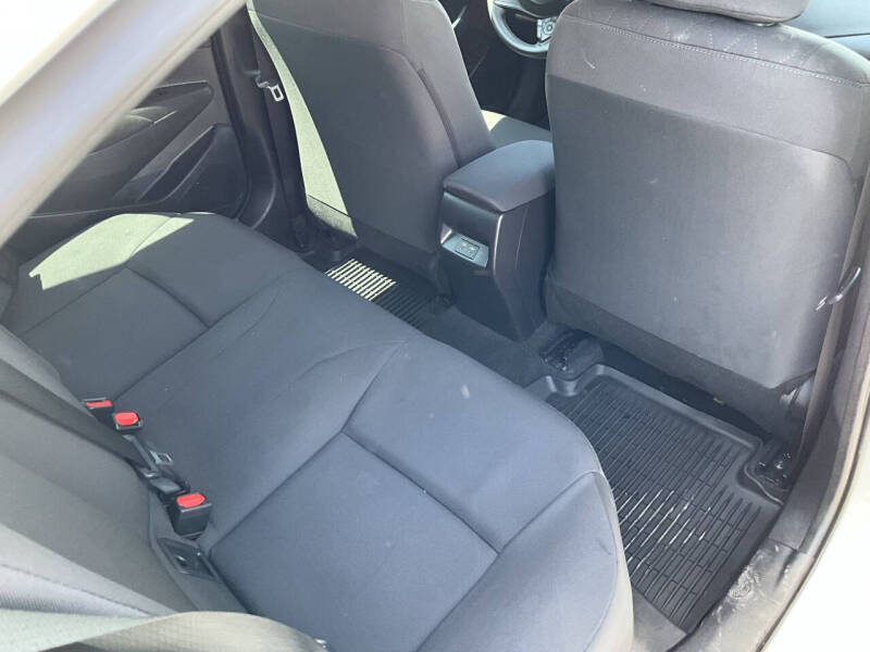2024 Toyota Corolla LE - Image 5