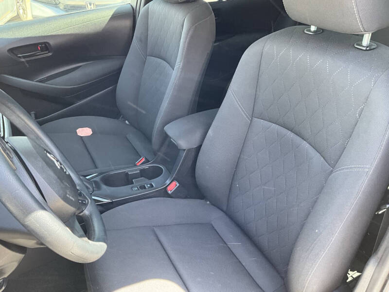 2024 Toyota Corolla LE - Image 3