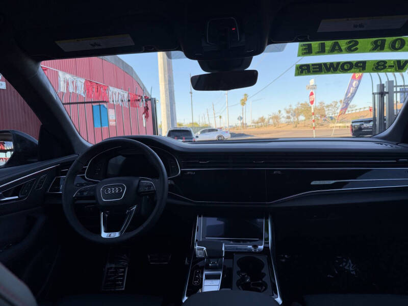 2026 Audi SQ8 4.0T quattro Prestige - Image 5