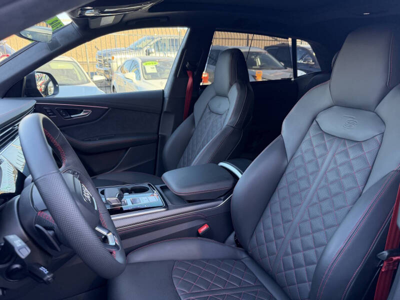 2026 Audi SQ8 4.0T quattro Prestige - Image 4
